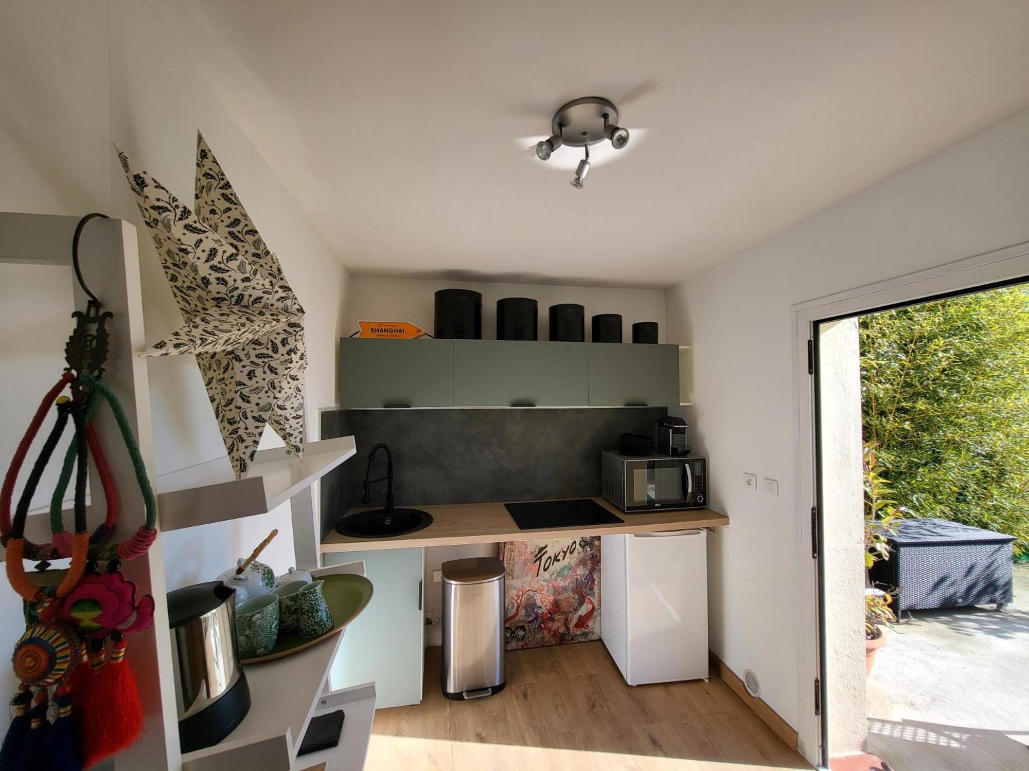 Studio Independant Avec Terrasse A Juan Les Pins Antibes Exterior foto