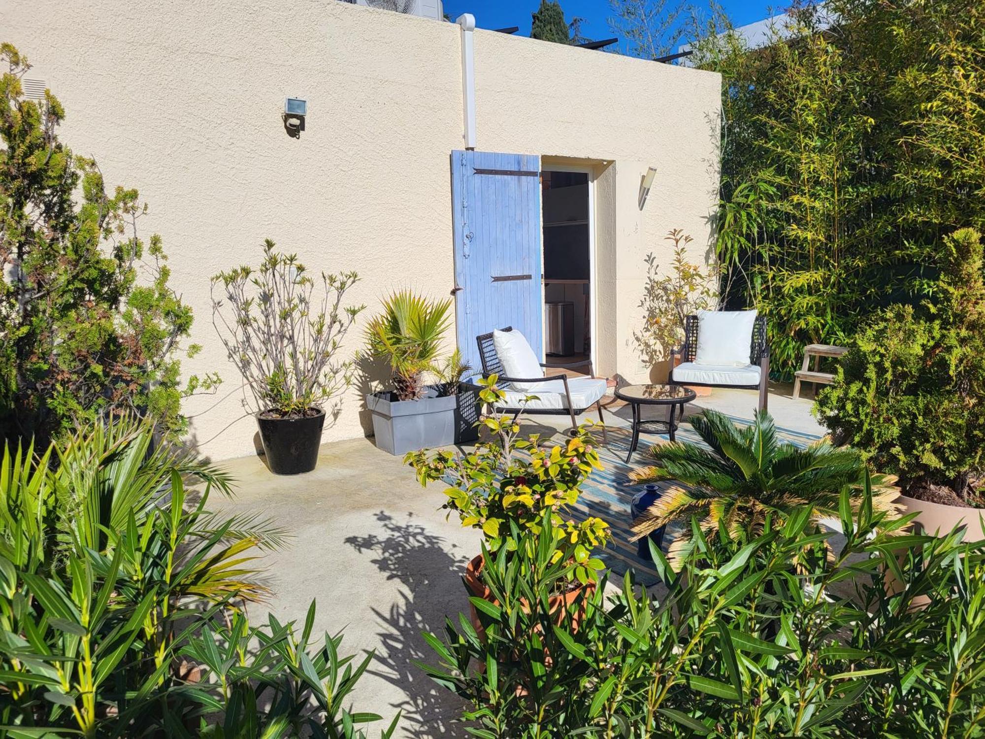 Studio Independant Avec Terrasse A Juan Les Pins Antibes Exterior foto